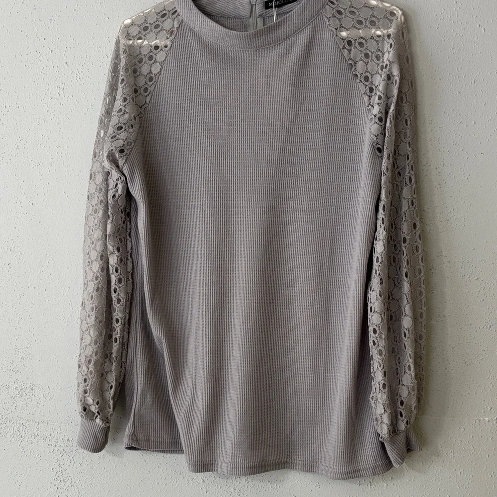 Women’s Gray Lace Long Sleeve Size L Shirt NWT